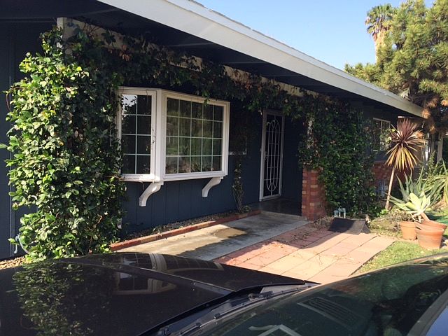 1st image of 950 E Princeton St