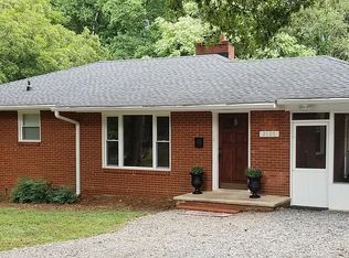 2120 Eaton Rd, Charlotte, NC 28205