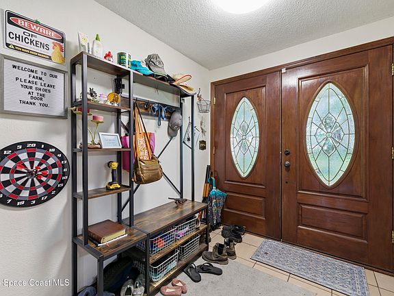 4th image of 4258 Arlington Ave