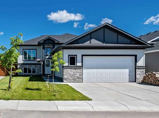 674 S Anderson Close NW, Turner Valley, AB T0L2A0