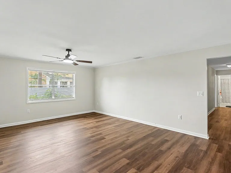 501 Villa Vista Blvd — Photo 10