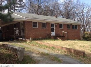 1106 Eleanor Dr, Lexington, NC 27295