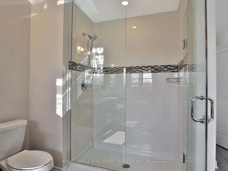 288 Glover Rd #42 — Photo 16