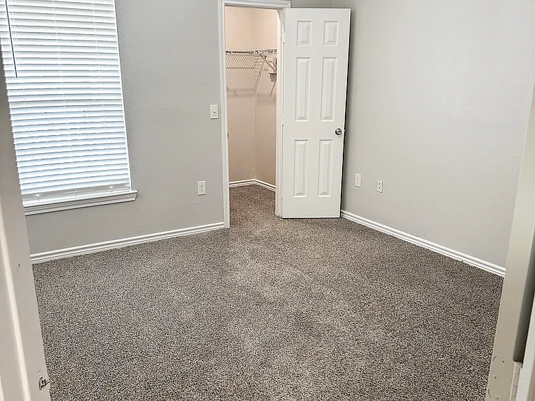 Lodge at West Oaks — Photo 81