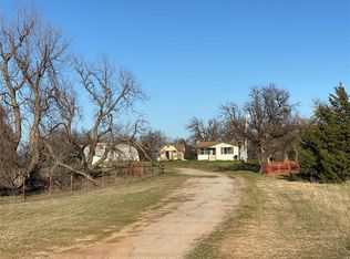 5164 N Pennsylvania Ave, Crescent, OK 73028