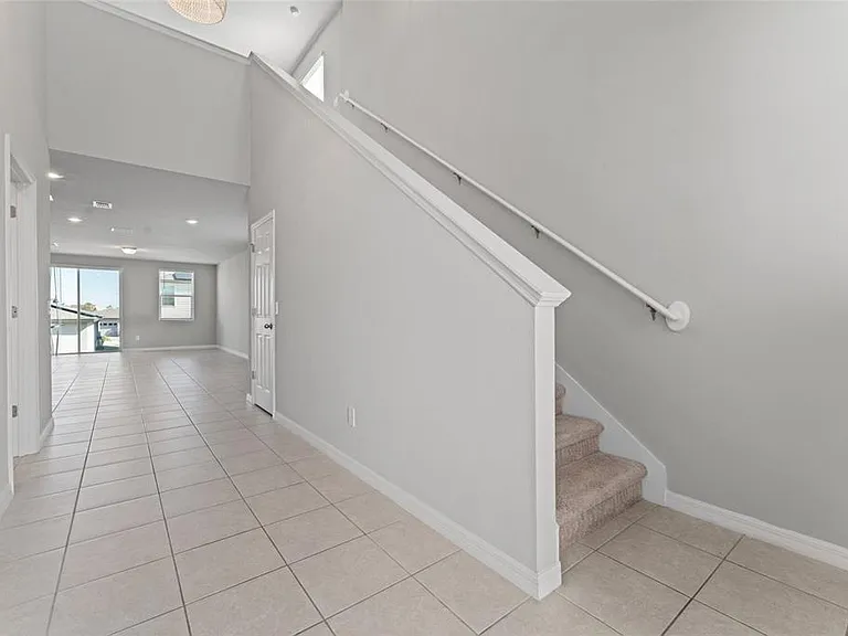 3085 Bella Vista Dr — Photo 6