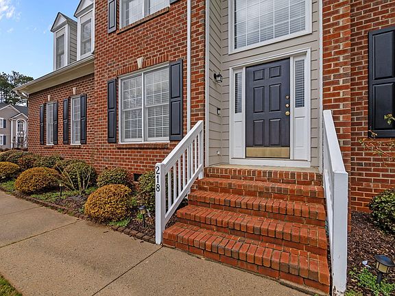 2nd image of 218 Longbridge Dr