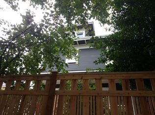 1137 32nd Ave, Seattle, WA 98122