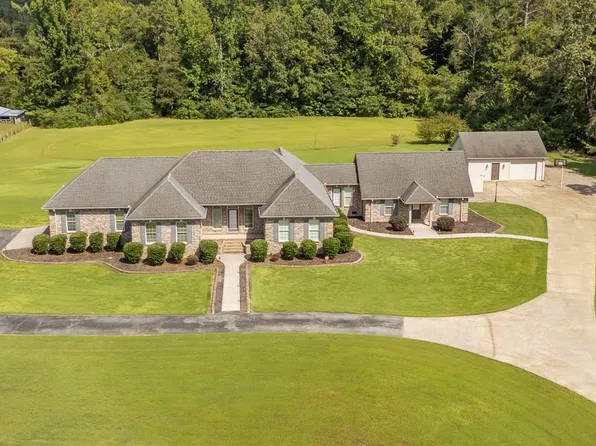 6170 Highway 226, Savannah, TN 38372