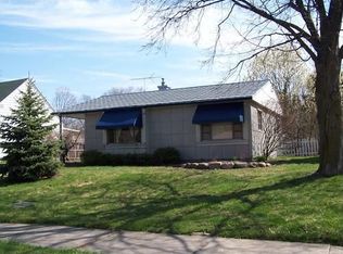 2764 Oakwood Ave NE, Grand Rapids, MI 49505