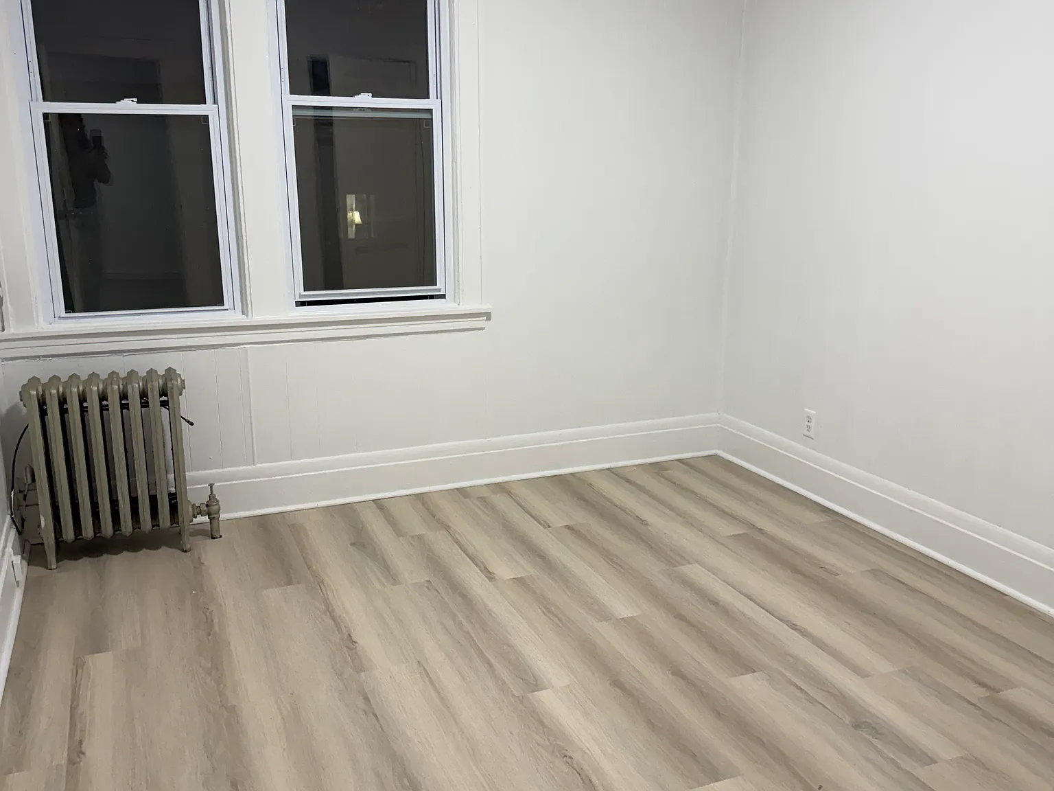 3 bed, 1000 sqft, $3,000 — Photo 4