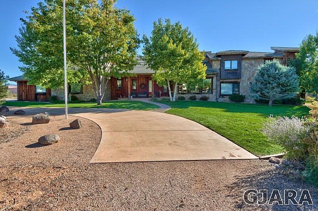 1st image of 706 Canyon Creek Dr