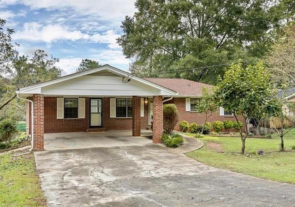 1st image of 3423 N Creekview Dr