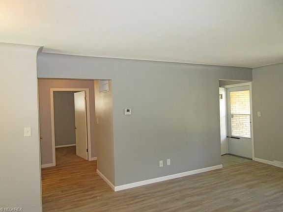 4th image of 1914 Hope Haven Dr