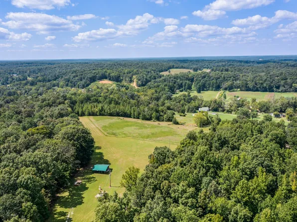 0 McBride Ln, Mc Ewen, TN 37101