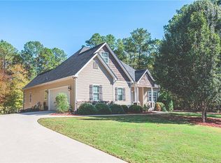 104 Stephens Pt, Jackson, GA 30233