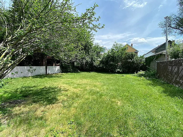 270 Harvard St #1 — Photo 12