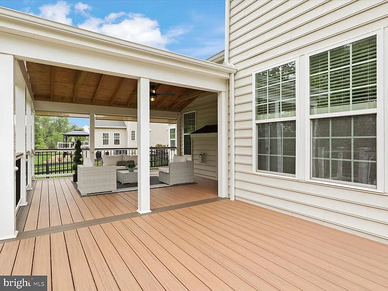 41595 Revival Dr — Photo 27