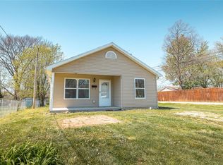 25 N Olive St, Sullivan, MO 63080