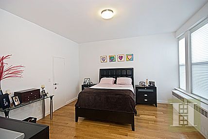 2nd image of 235 W 75th St APT 4A