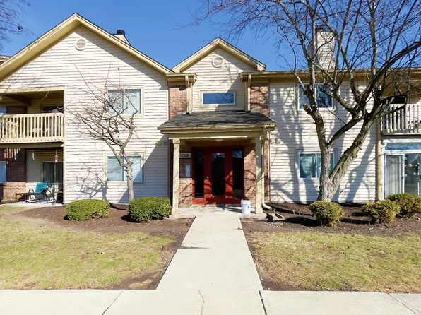 12555 Timber Creek Dr Unit 8, Carmel, IN 46032