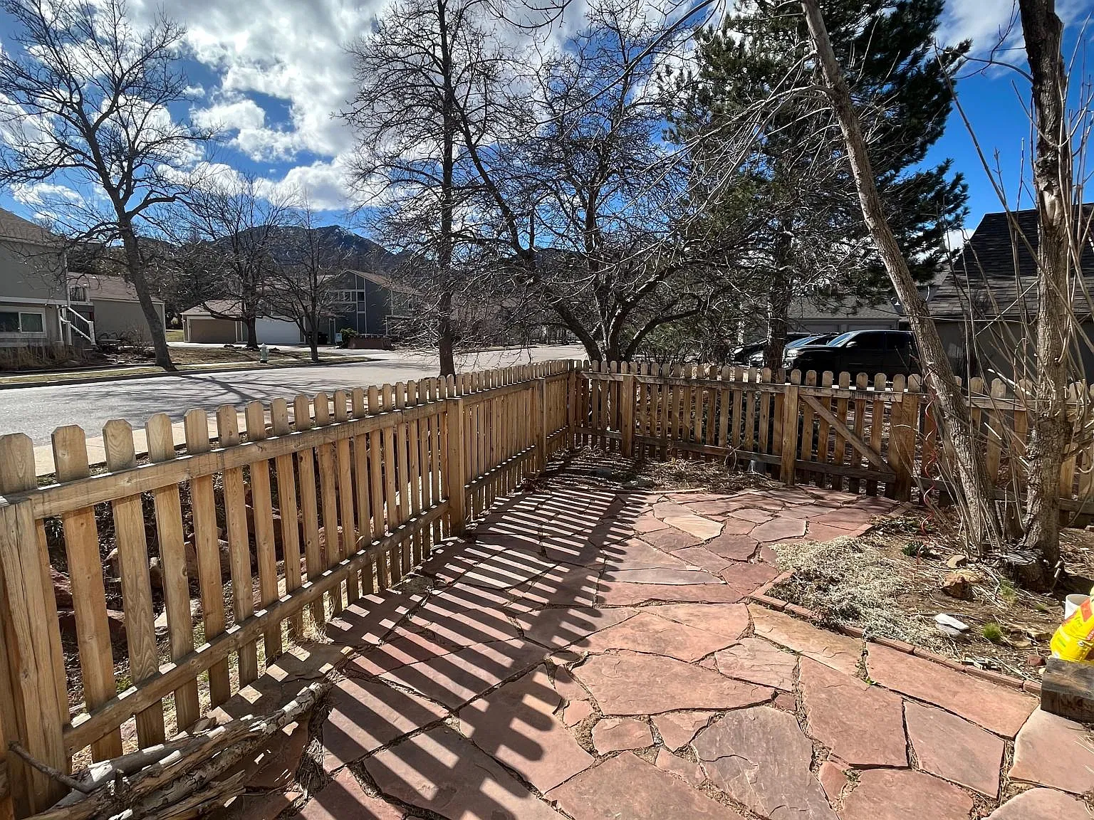 2 bed, 1.5 bath, 1008 sqft, $3,200 — Photo 2