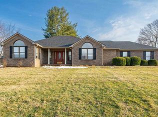 3816 Meadowbrook Ct, Owensboro, KY 42303