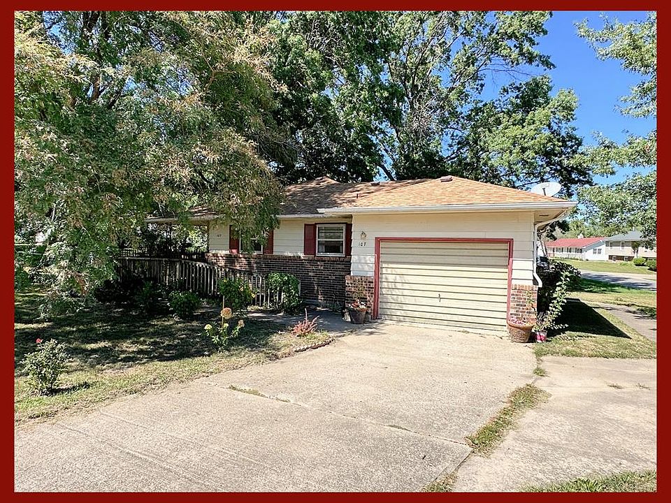 1st image of 107 E Laharpe St