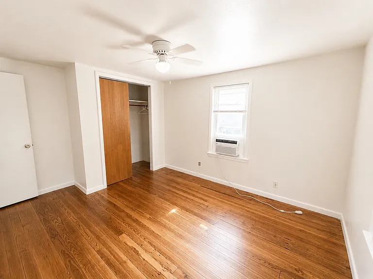 1715 N Linn Ave #2 — Photo 6