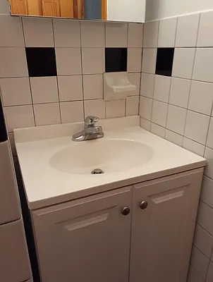 Rented by Yoo Dotan, LREB | media 20