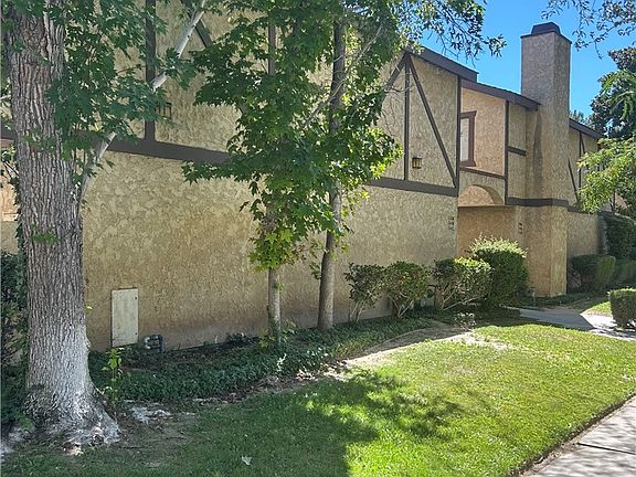 4th image of 1340 W Avenue J4