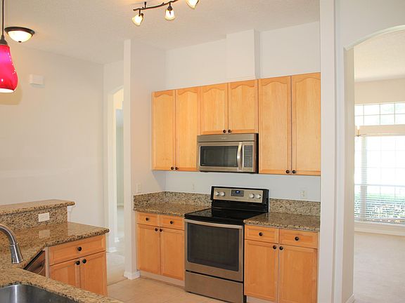 2nd image of 14560 Camberwell Ln S
