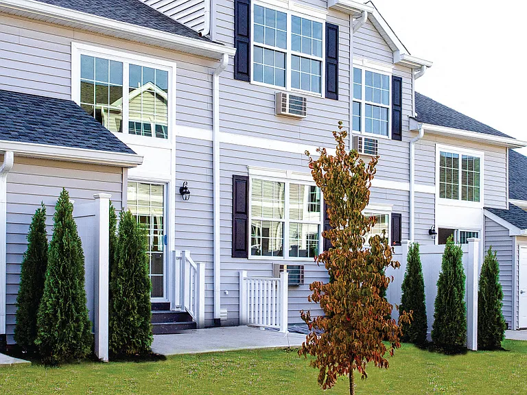 Echo Pond Luxury Apartments, Moriches, NY