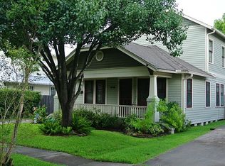 718 Ralfallen St, Houston, TX 77008