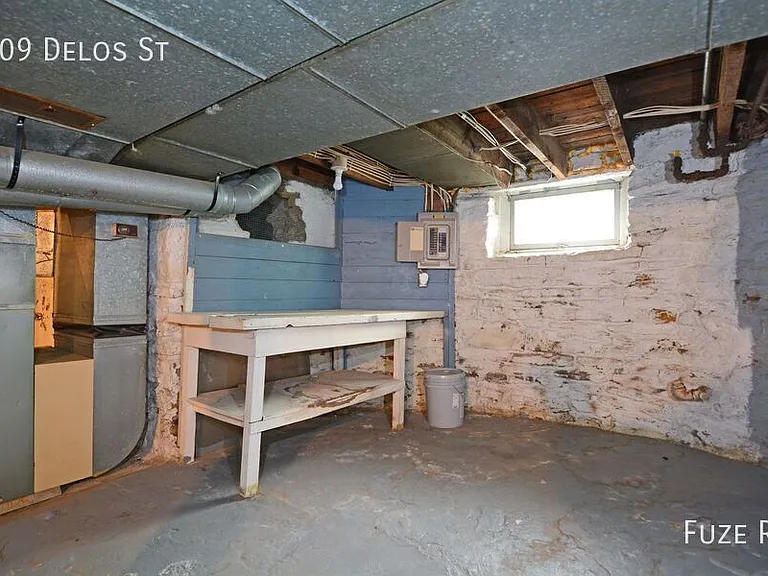 109 Delos St W — Photo 19