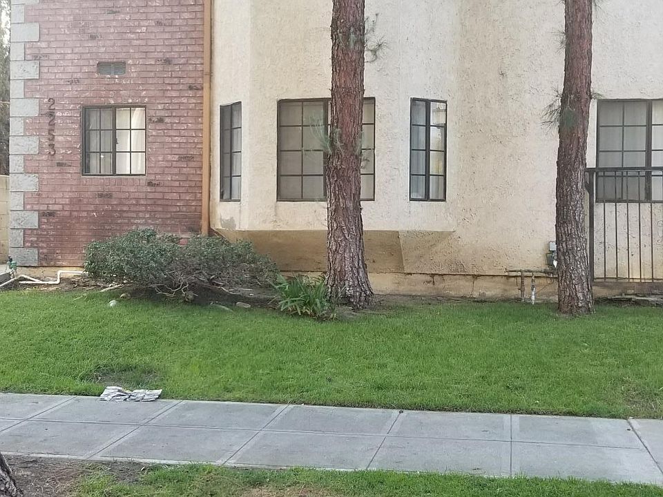 1st image of 2253 N Niagara St APT B