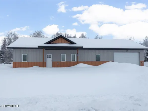 2794 W 1st Ave, North Pole, AK 99705