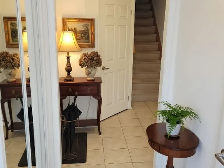 273 Wetenhall Lndg — Photo 4