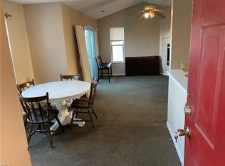 2801 West Ave APT E, Newport News, VA 23607