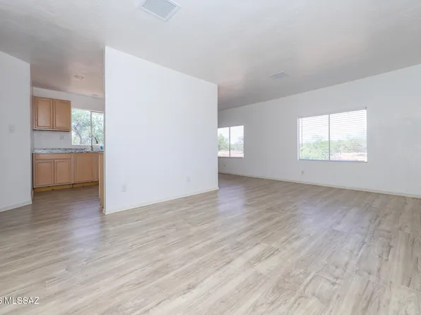 16205 W Holster Pl, Tucson, AZ 85736