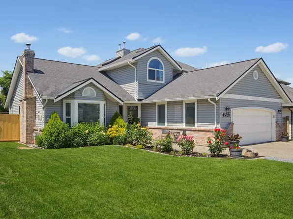 4529 217a St, Langley, BC V3A 8E7