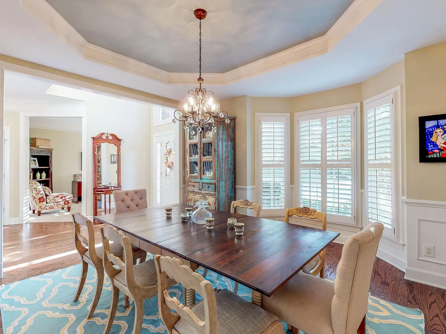 4 bed, 3.5 bath, 3405 sqft, $4,895 — Photo 3