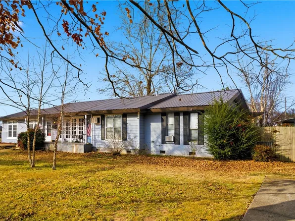 625 Allison Ave, Stilwell, OK 74960