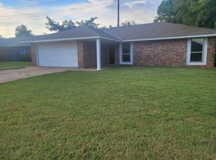 309 Elwood Dr, Edmond, OK 73013