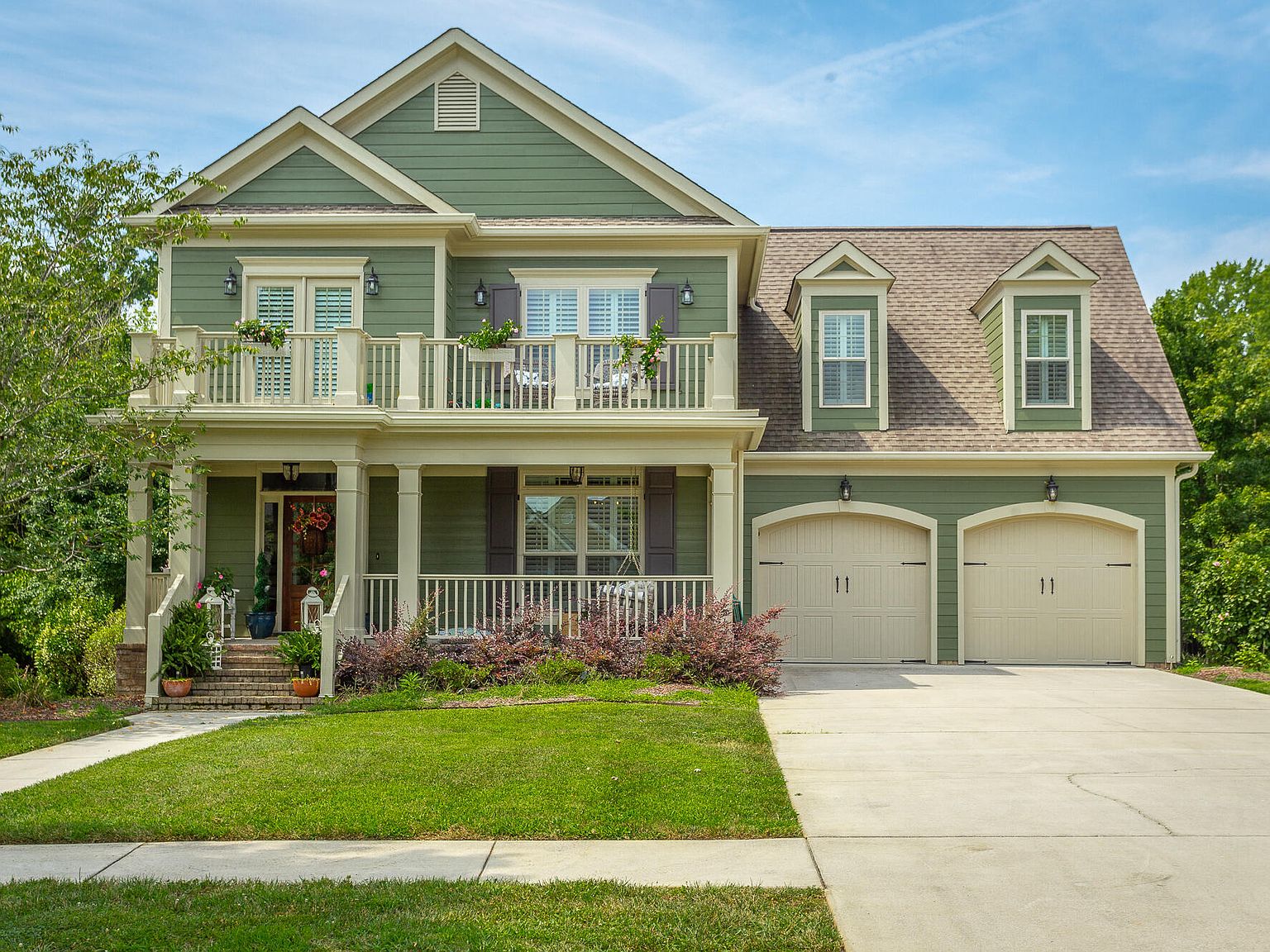 8350 Front Gate Cir, Ooltewah, TN 37363 Zillow