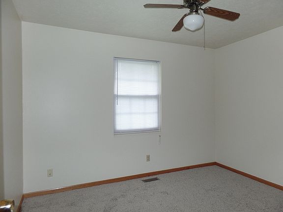 5th image of 1656 Country Walk Ct