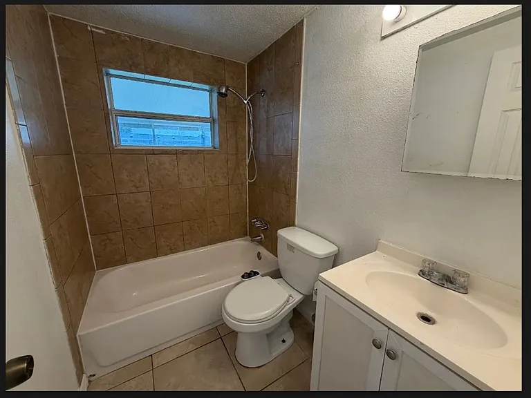 10110 Cherry Creek Ln — Photo 15