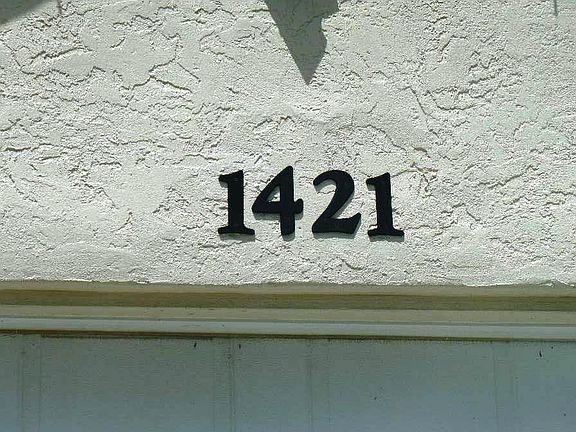 2nd image of 1421 Tangerine St