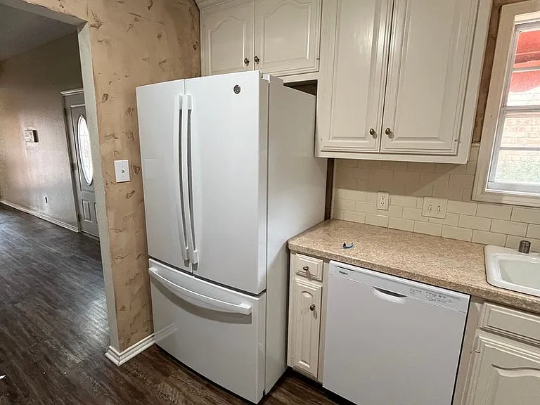 3527 Boyd Ave — Photo 6