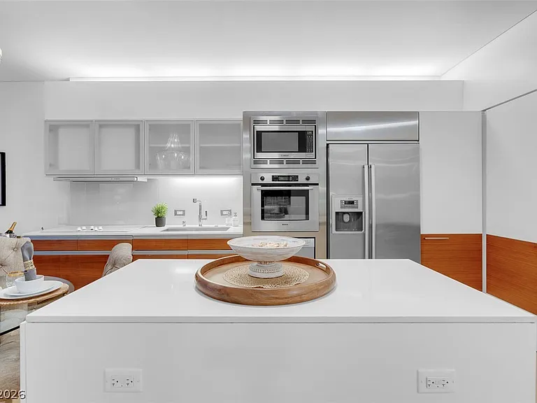 3722 Las Vegas Blvd S #1104 — Photo 41